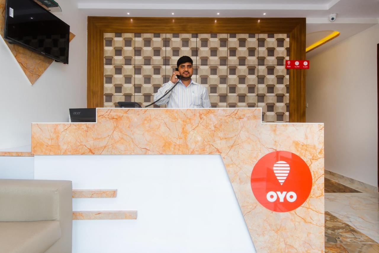 Oyo 14056 Golden Arch Otel Mumbai Dış mekan fotoğraf
